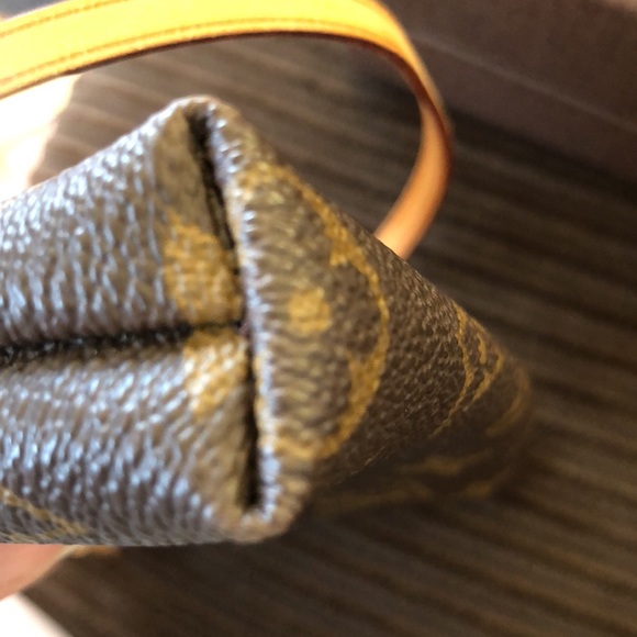 🌸🌸VINTAGE🌸🌸Louis Vuitton Delightful Mini POCHETTE + Bag Charm - Picture 14 of 16